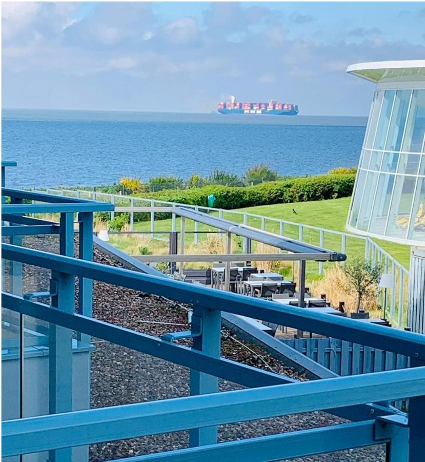 Duhnentraum Bestlage Am Sandstrand, Balkon,Meerblick, Parkplatz, Aufzug, Wlan, Bettwaesche,Handtuecher,Netflix Uvm كوكسهافن المظهر الخارجي الصورة